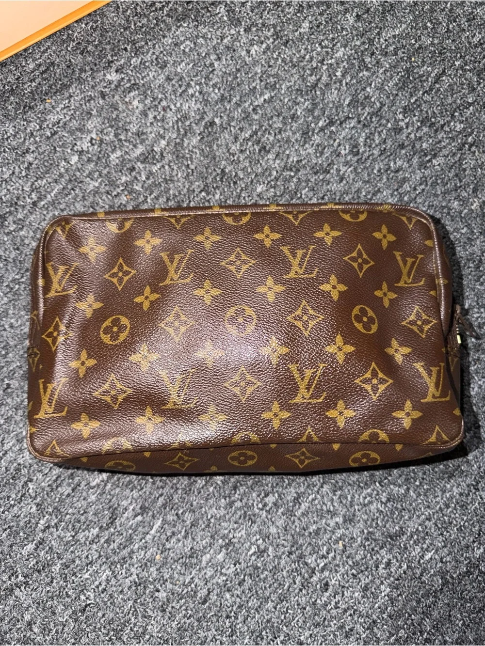Pre-owned Louis Vuitton Brown Monogram Canvas Toiletry Pouch size 27